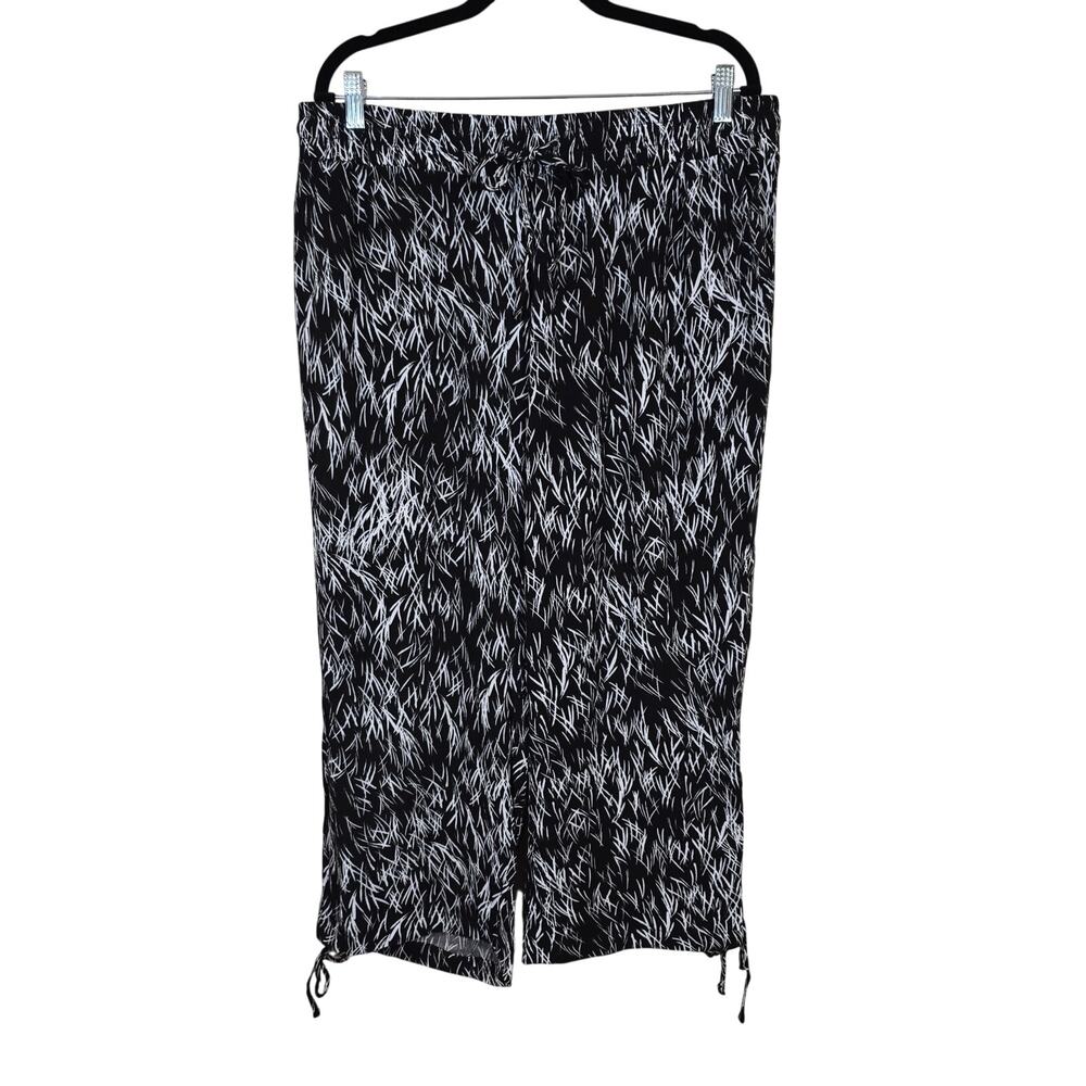 Women's Royalty for Me Black White Rayon Pull On Crop Pants | Size 1X